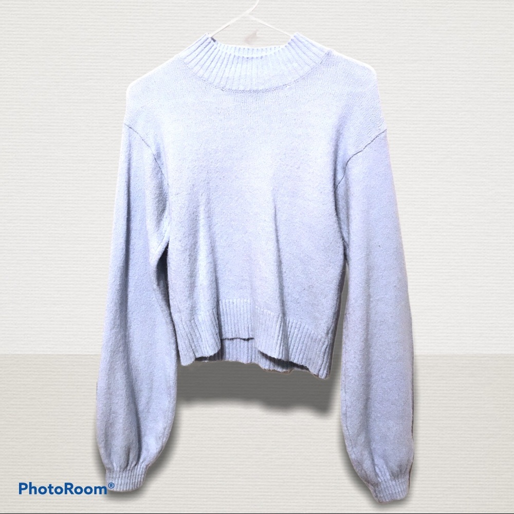 Crop top sweater